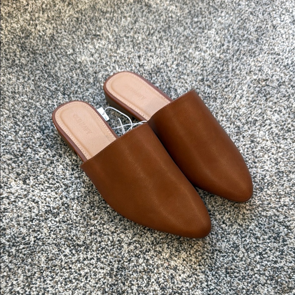 NWT Old Navy Brown Slip-On Mules Womens 7.5